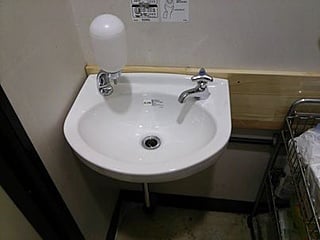 立川市内 店舗 手洗器設置工事